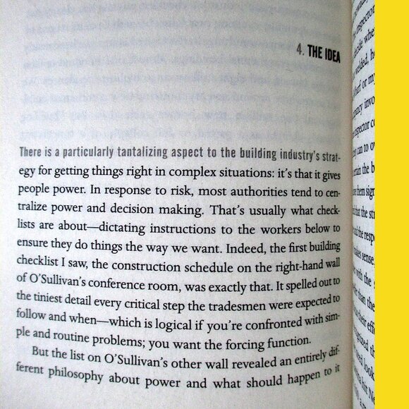 Book - The Checklist Manifesto: How to Get Things Right, by Atul Gawande - Picture 10 of 12